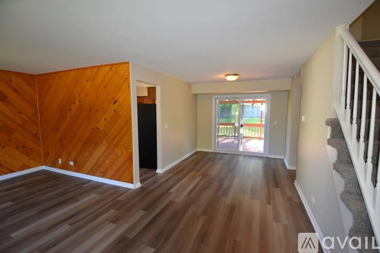 1736 Sprucedale Dr 3 Beds Single Family Home for Rent - Photo gallery 2