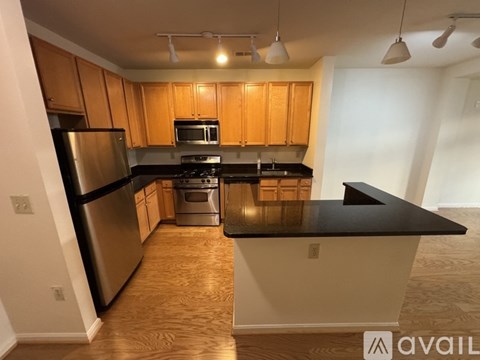 2665 Prosperity Avenue 2 Beds Apartment for Rent