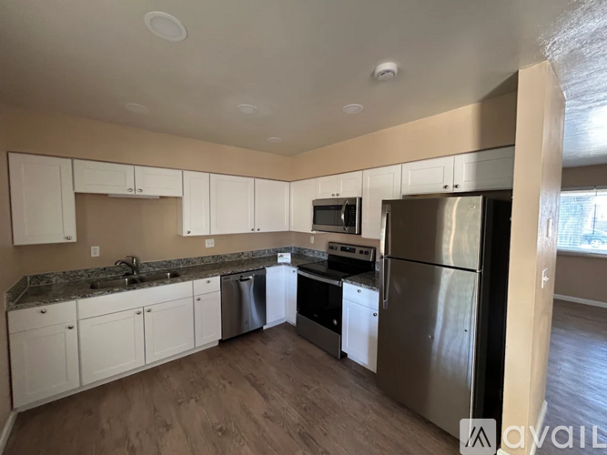 9173 Lander St 3 Beds Single Family Home for Rent - Photo gallery 4