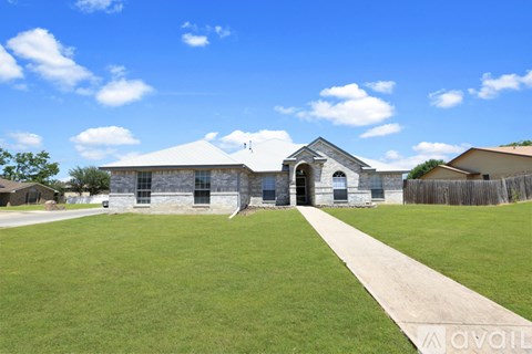 501 Weiss Dr 4 Beds Apartment for Rent
