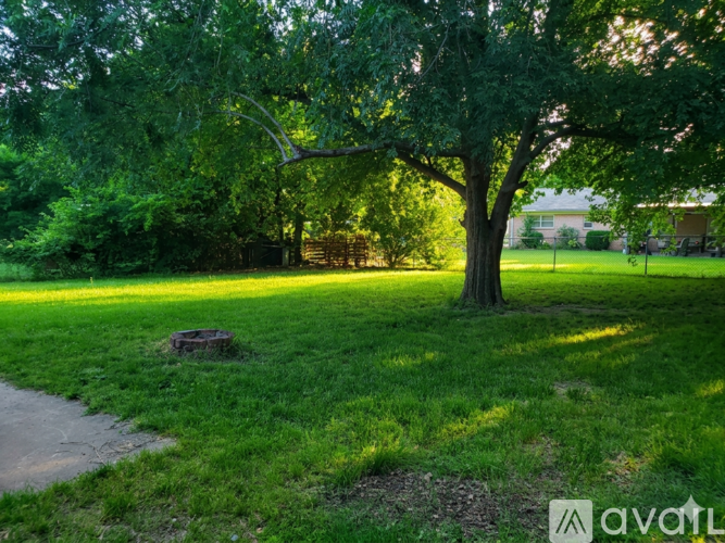 1616 South 5th Place 4 Beds Single Family Home for Rent - Photo gallery 2