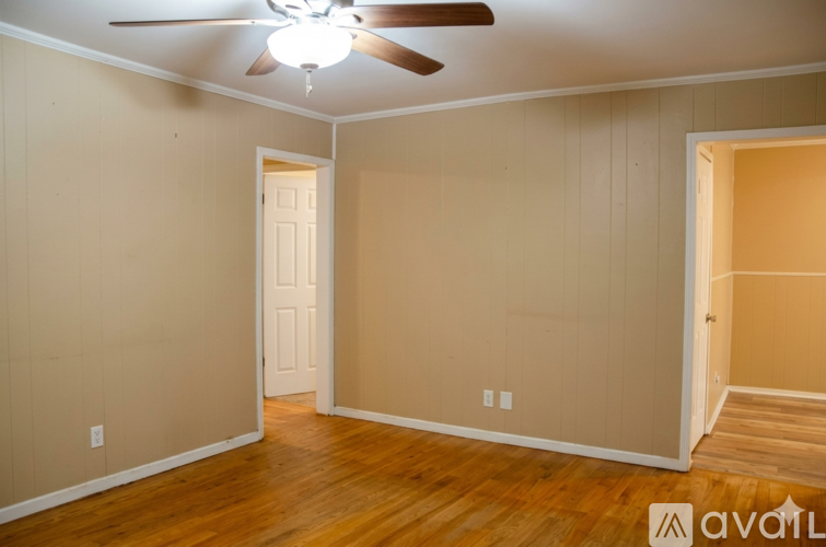 1616 South 5th Place 4 Beds Single Family Home for Rent - Photo gallery 3