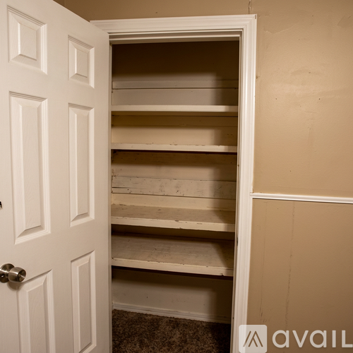 1616 South 5th Place 4 Beds Single Family Home for Rent - Photo gallery 5