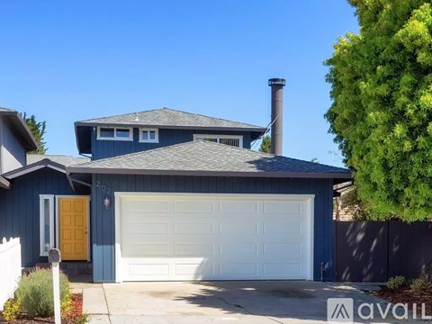 2021 Felt Street 3 Beds Apartment for Rent
