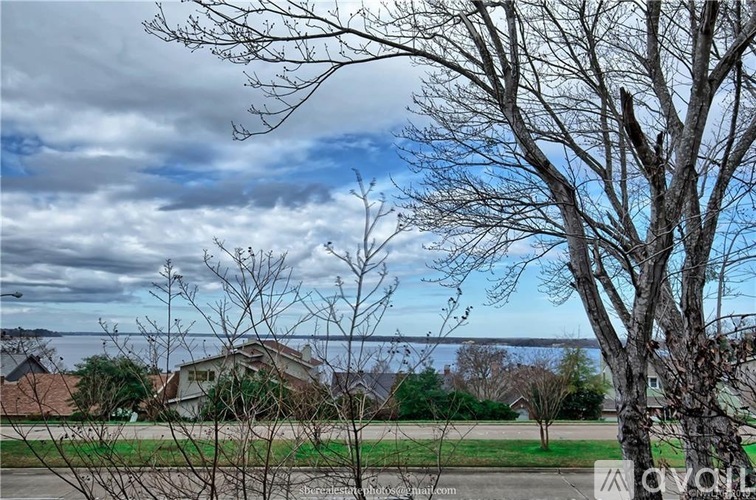 5646 South Lakeshore Drive 3 Beds Townhouse for Rent - Photo gallery 3