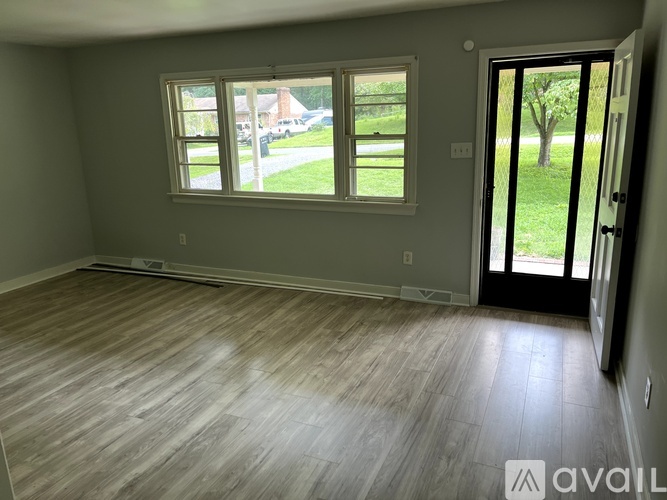 11240 Monday Way 3 Beds Single Family Home for Rent - Photo gallery 3