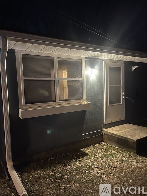 825 S Ferguson Ave 2 Beds Apartment for Rent - Photo gallery 2