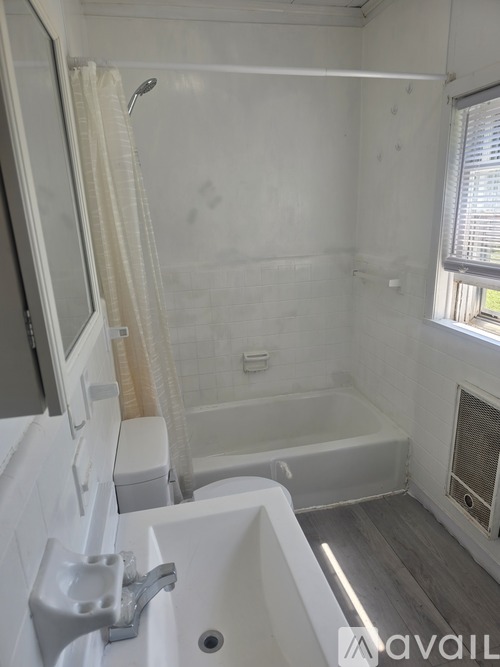 7627 Wrigley Road 3 Beds Single Family Home for Rent - Photo gallery 4