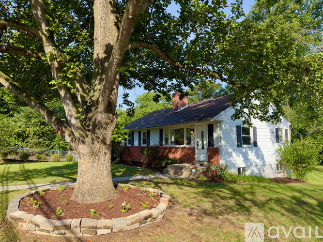 15504 Bond Mill Rd 3 Beds Single Family Home for Rent - Photo gallery 2