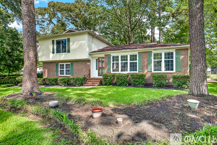 614 Clover Dr 4 Beds Single Family Home for Rent - Photo gallery 1