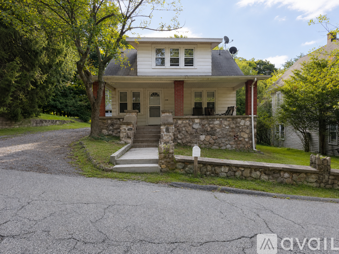 113 Chincopee Avenue 3 Beds Single Family Home for Rent - Photo gallery 1