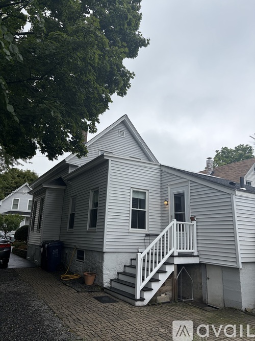 15 Upland Street 3 Beds Single Family Home for Rent - Photo gallery 2