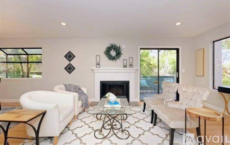 1739 Dalessi Drive 2 Beds Townhouse for Rent - Photo gallery 4