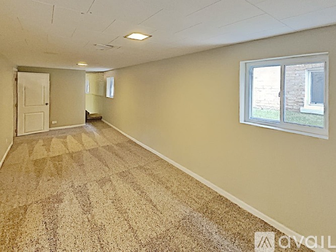 1641 Ridgeland Avenue 3 Beds Single Family Home for Rent - Photo gallery 2