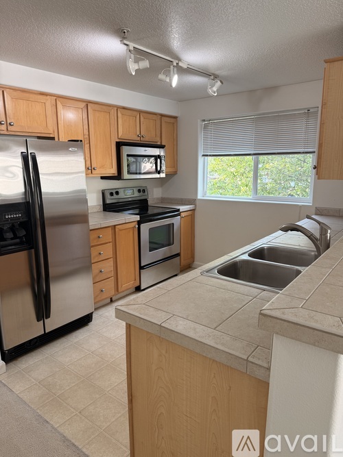 770 NW 185th Ave 2 Beds Condo for Rent - Photo gallery 3