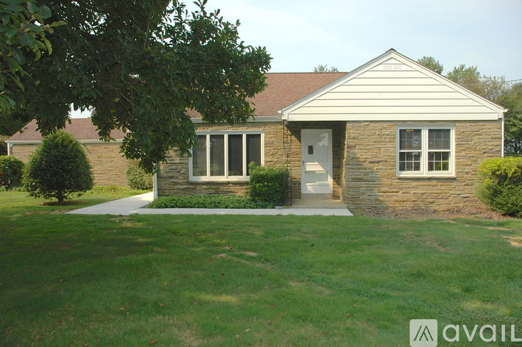 195 Robbinsville Edinburg Road 2 Beds Single Family Home for Rent - Photo gallery 1
