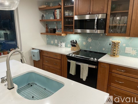 3950 Dover St 4 Beds Apartment for Rent
