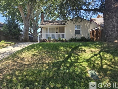 1732 Virginia Avenue 3 Beds Apartment for Rent