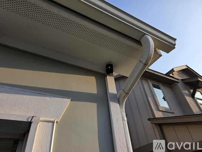 1305 Falconer Way 3 Beds Single Family Home for Rent - Photo gallery 4