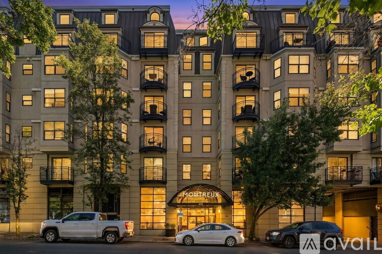 425 Vine St 1 Condo for Rent - Photo gallery 1