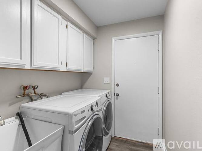 1221 Sebring Circle 3 Beds Single Family Home for Rent - Photo gallery 2