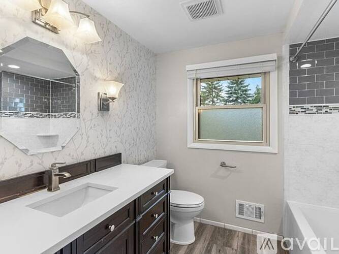 1221 Sebring Circle 3 Beds Single Family Home for Rent - Photo gallery 3