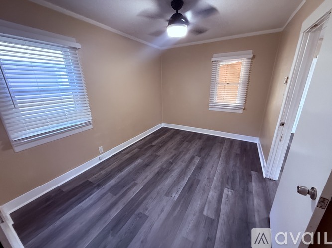 1071 Euclid Ave 2 Beds Single Family Home for Rent - Photo gallery 4