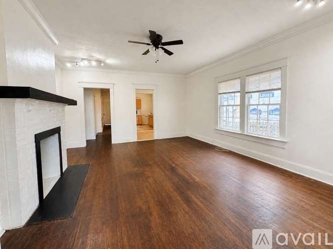722 Cascade Avenue Southwest 4 Beds Single Family Home for Rent - Photo gallery 2