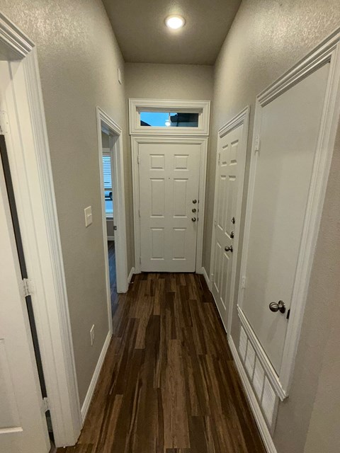 810 United Drive 2 Beds Apartment for Rent