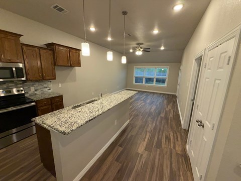 810 United Drive 2 Beds Apartment for Rent
