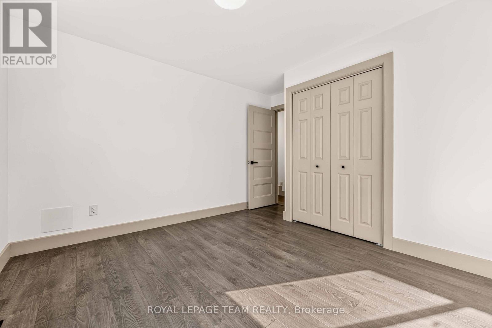 3 bedroom apartment - 1 - 204 DONALD STREET 1, Ottawa