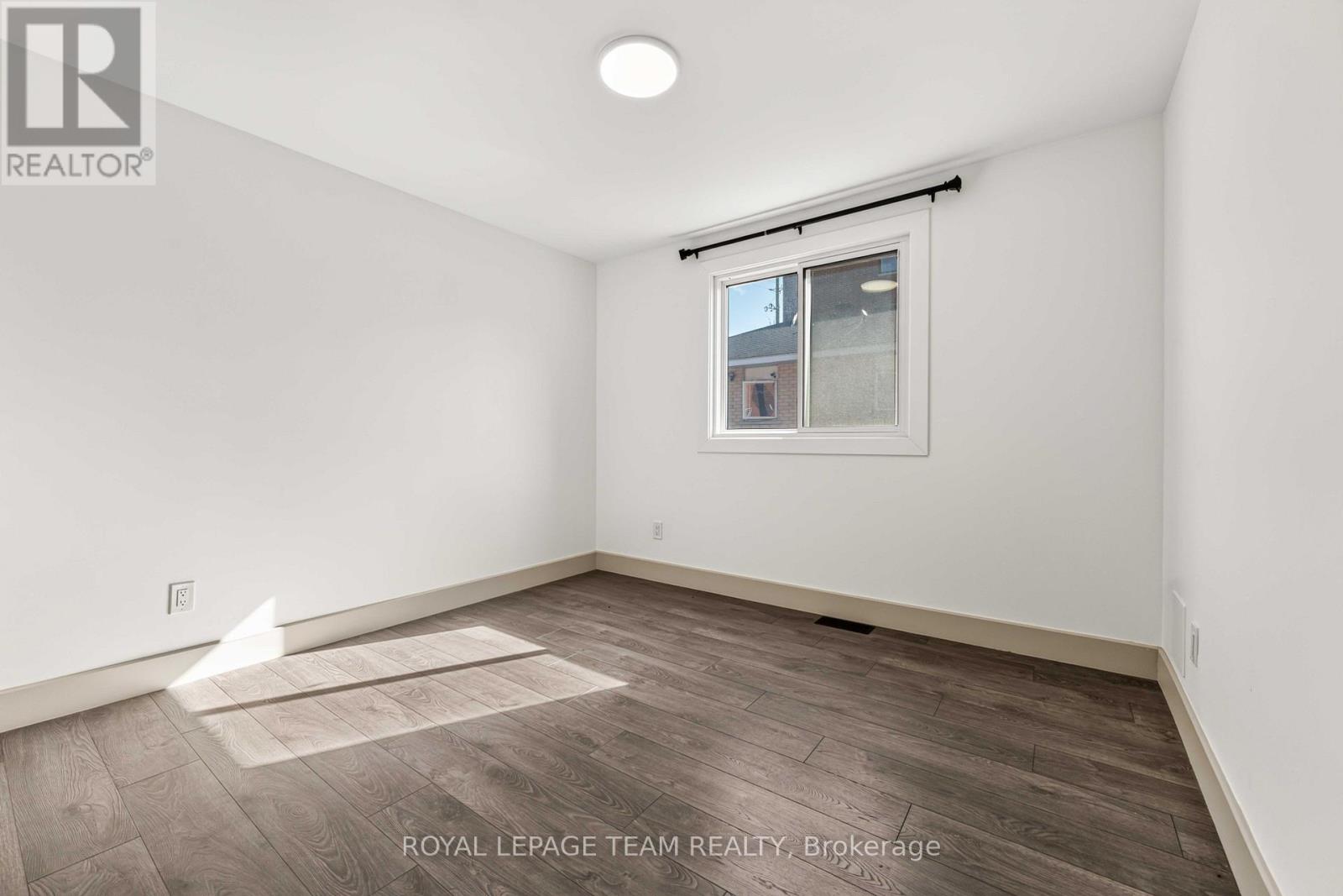 3 bedroom apartment - 1 - 204 DONALD STREET 1, Ottawa 2