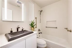 3105 Steck Ave 3 Beds Apartment for Rent