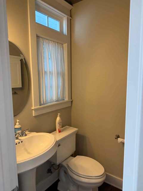 436 D Ave 3 Beds Apartment for Rent