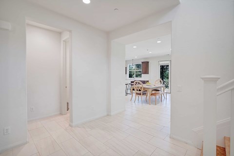 271 Rose St 4 Beds Apartment for Rent