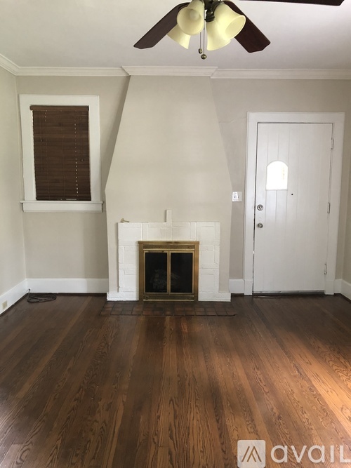 Longview Avenue Southwest 3 Beds Townhouse for Rent - Photo gallery 3