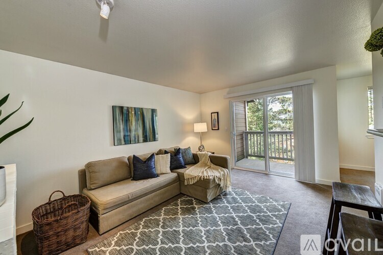 14206 Northeast 181st Place 1 Condo for Rent - Photo gallery 4