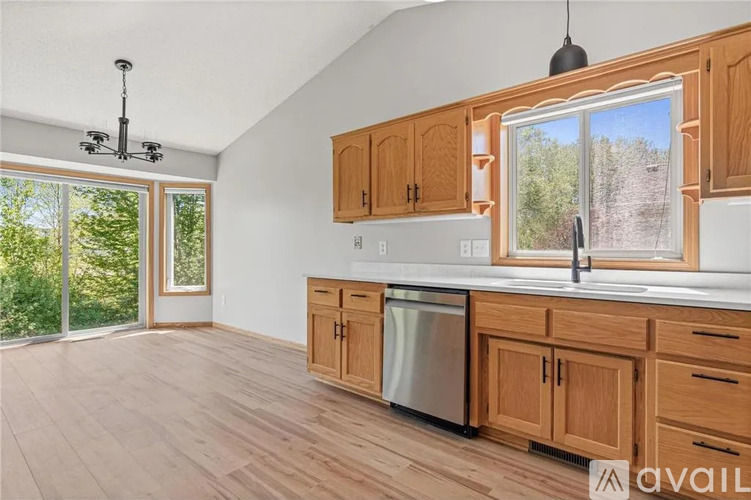 8691 Edison St NE 4 Beds Single Family Home for Rent - Photo gallery 3