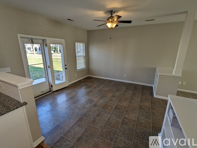 11151 Aprilia Ln 3 Beds Single Family Home for Rent - Photo gallery 3