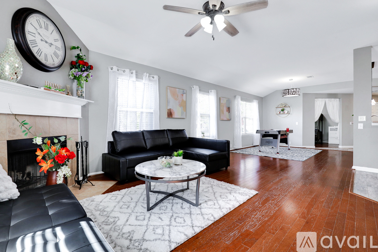 15767 Cotton Tail Lane 3 Beds Single Family Home for Rent - Photo gallery 5