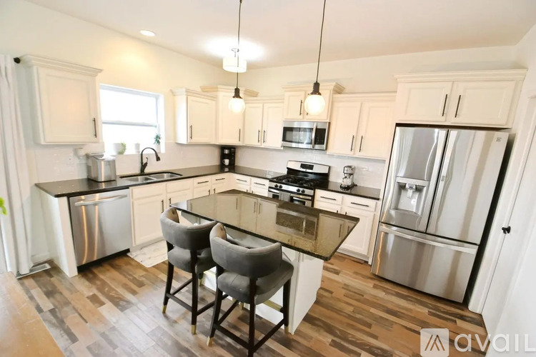 4236 Douthart Place 4 Beds Single Family Home for Rent - Photo gallery 5