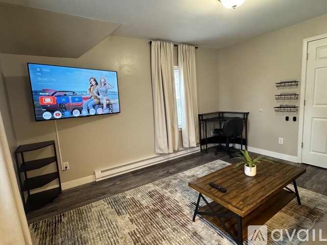 612 4th Avenue Southwest 2 Beds Apartment for Rent - Photo gallery 5