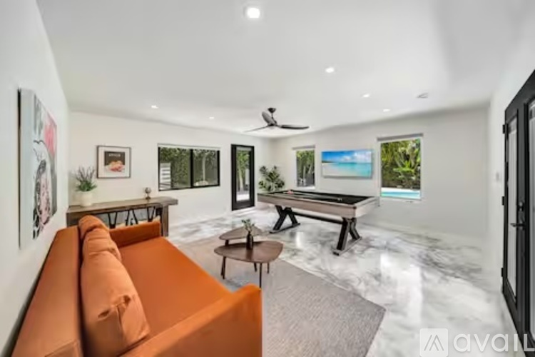 4244 Brunswick Ave 3 Beds Single Family Home for Rent - Photo gallery 4