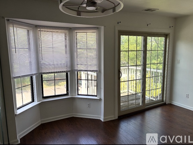196 Blew Court 1 Condo for Rent - Photo gallery 1