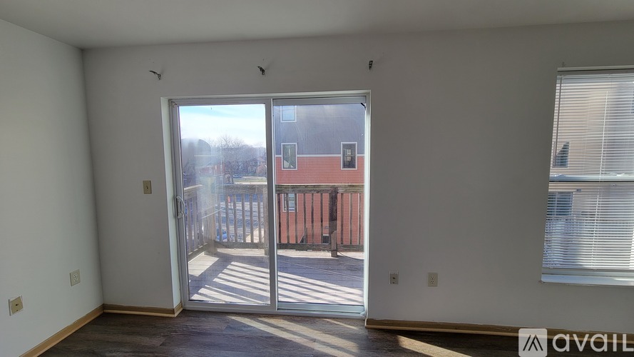 4221 West North Avenue 3 Beds Apartment for Rent - Photo gallery 2