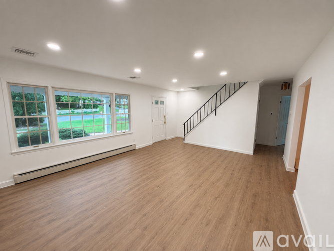 139 Sycamore Circle 4 Beds Single Family Home for Rent - Photo gallery 5