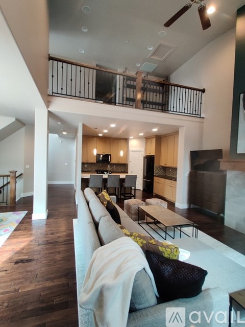 13287 Alexis Drive 4 Beds Apartment for Rent