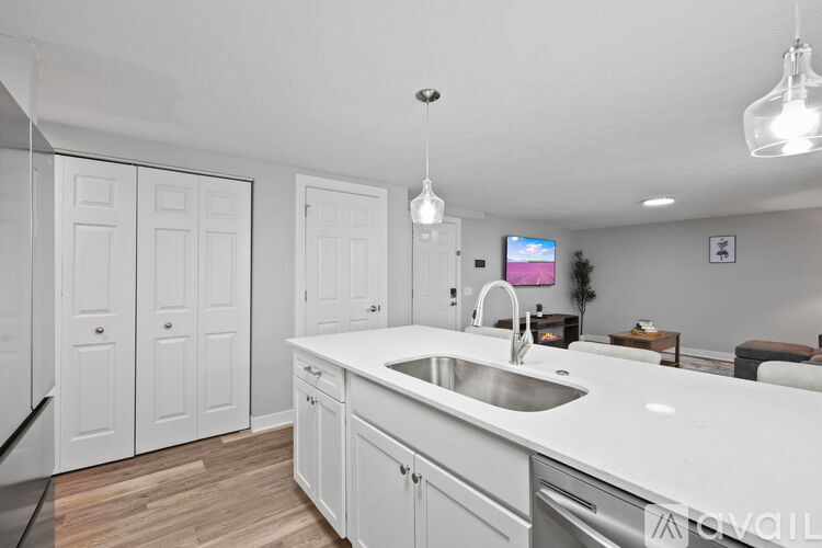 21 W 16th St 1 Apartment for Rent - Photo gallery 3