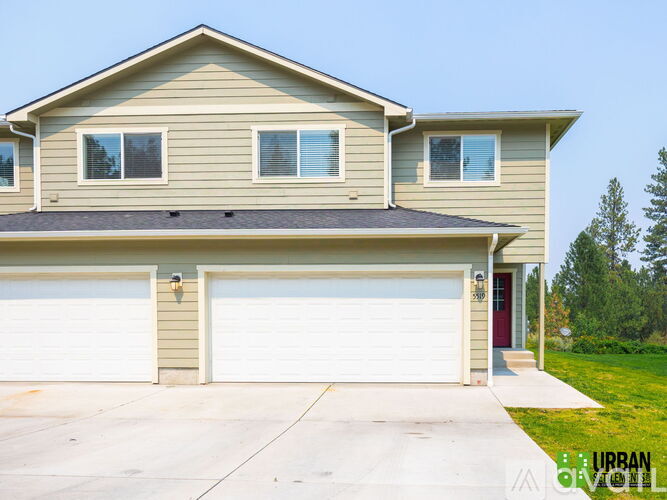 5519 E 14th Ave 4 Beds Townhouse for Rent - Photo gallery 1