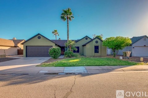 13250 N 56Th Ave 4 Beds Apartment for Rent